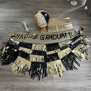 Black and Gold Graduation Decoration Set